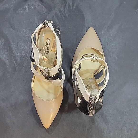 MICHEAL MICHEAL KORS ANKLE  WOMEN"S BOOT - Picture 5 of 16